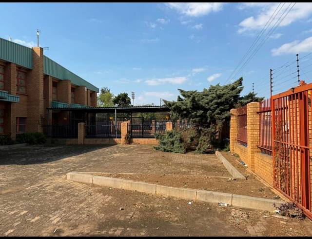 BUSINESS FOR SALE IN PRETORIA WEST